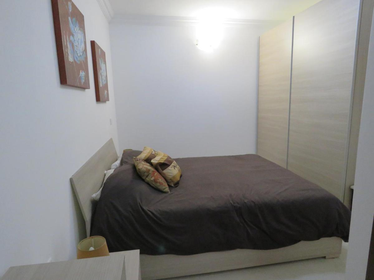 Aquamarine Sea Front Apartments - First Floor マルサスカーラ エクステリア 写真