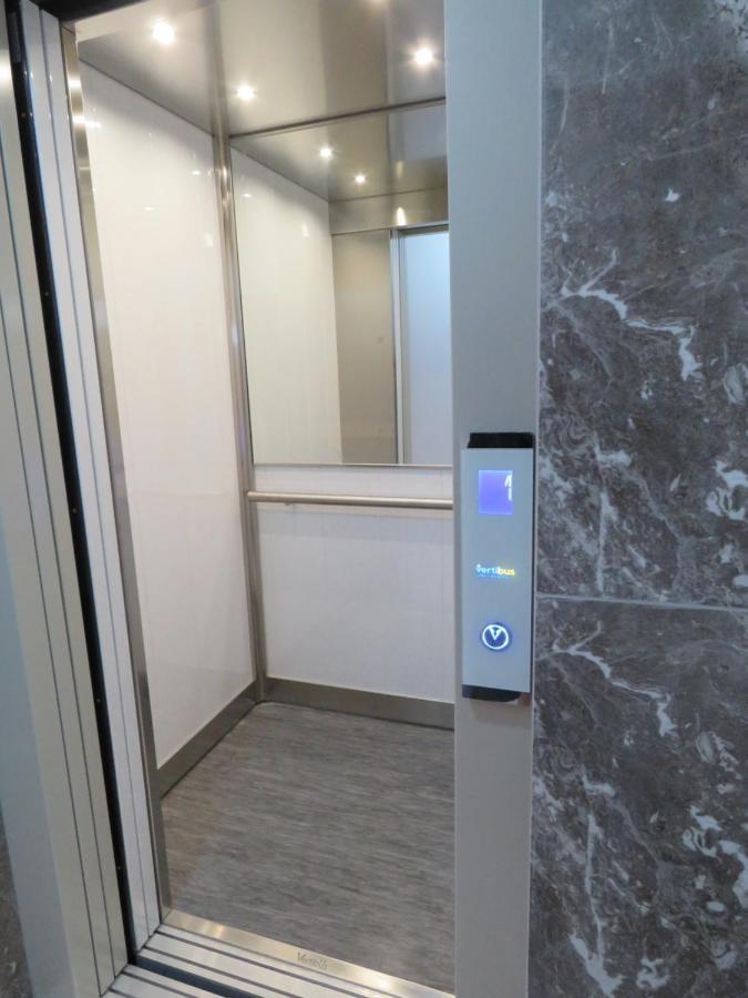 Aquamarine Sea Front Apartments - First Floor マルサスカーラ エクステリア 写真